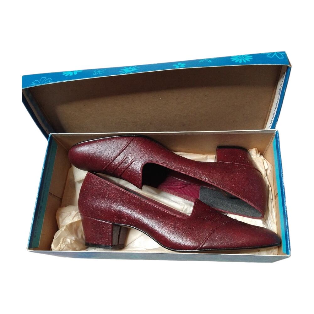 VTG 1985 English Walker Burgundy Leather Pumps 9N NOS 30s 40s Style Block Heel